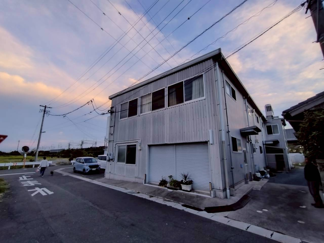 御津町大草　貸工場の外観