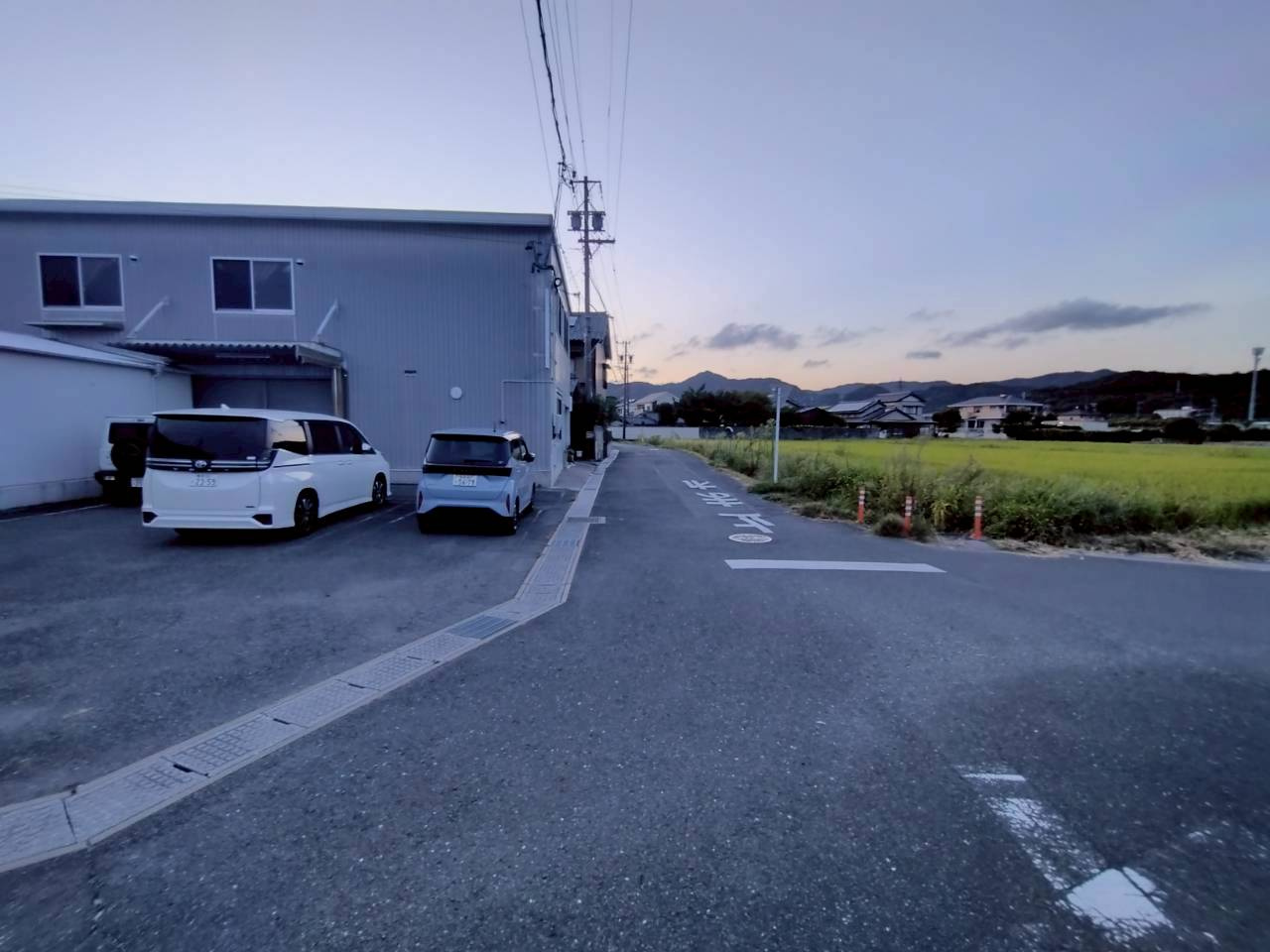 御津町大草　貸工場の周辺