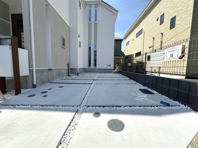 旭区中白根２丁目戸建の駐車場|障害物が少ない出し入れしやすい駐車場です。