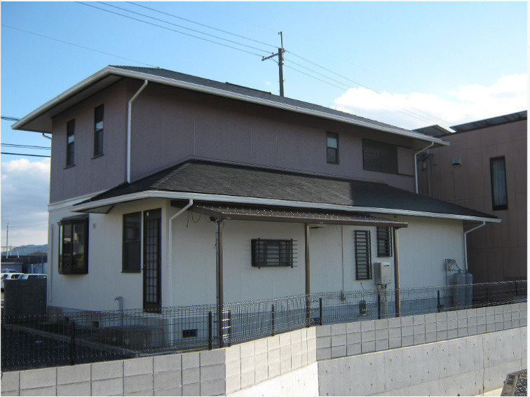 草津市北大萱町の住宅付店舗戸建