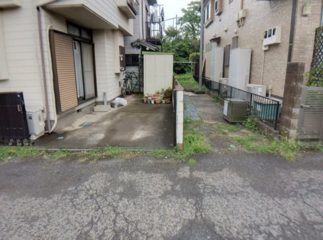 OC中古/埼玉県入間市高倉１丁目の駐車場|駐車場があります（車種による）