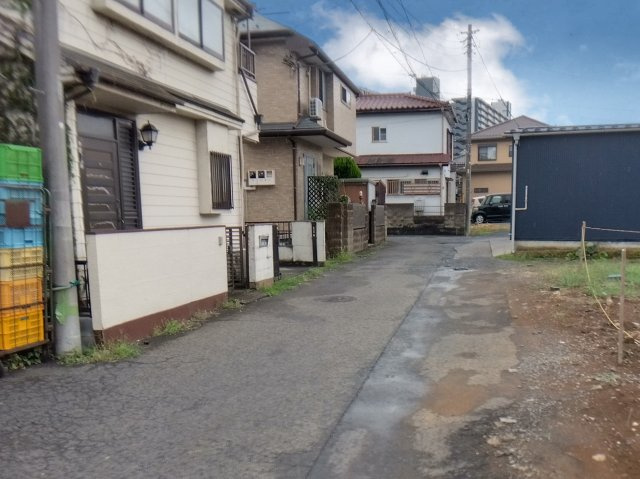 OC中古/埼玉県入間市高倉１丁目の前面道路含む現地写真|前面道路含む現地写真です