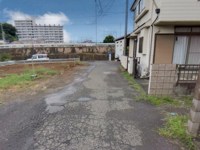 OC中古/埼玉県入間市高倉１丁目の前面道路含む現地写真|前面道路含む現地写真です
