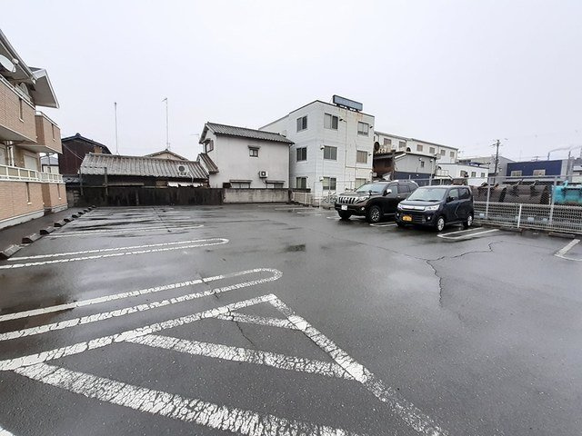 マーカスＢの駐車場