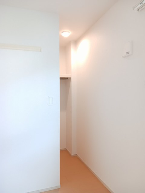 熊本市西区小島９丁目のアパートの収納