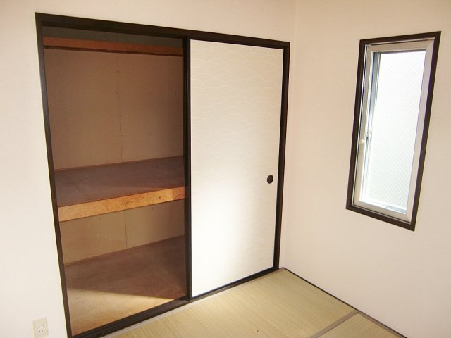 エクセルコート安倉の収納