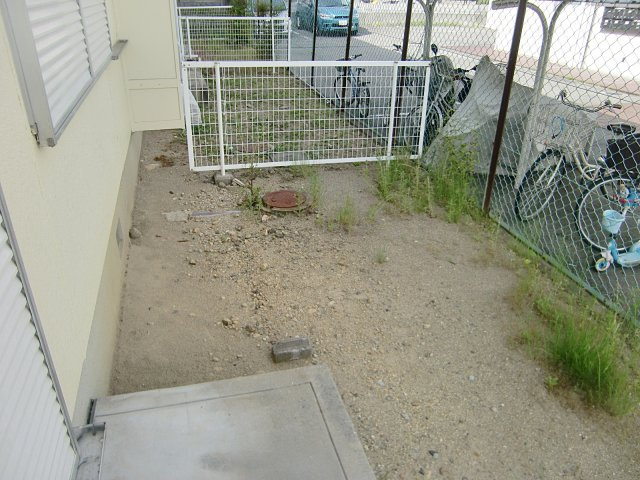 エクセルコート安倉の庭