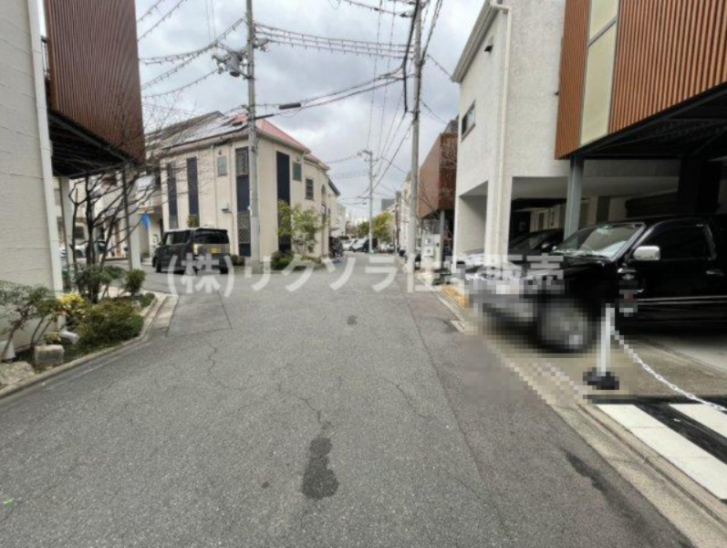 八雲北町２丁目　中古一戸建ての前面道路含む現地写真|■物件内覧・資金計画相談・住宅ローン相談、リフォーム相談、お問合せ受付中■
※当日・翌日のご内覧、ご相談はお電話でのお問合せがスムーズです！