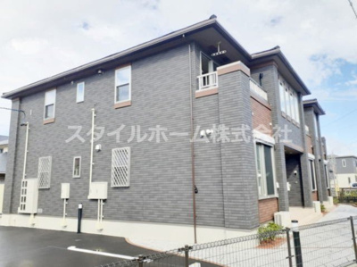 【外観】 | エバーライフ芳馨 | 外観は落ち着いています