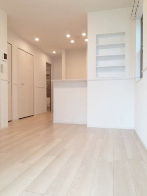 【居間・リビング】 | エバーライフ芳馨 | 使いやすいリビングです