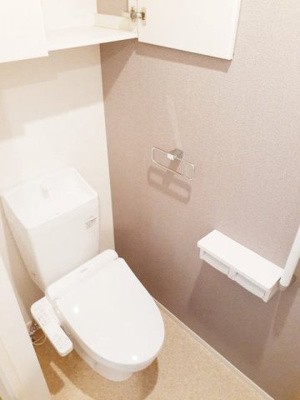 【トイレ】 | エバーライフ芳馨 | コンパクトで使いやすいトイレです