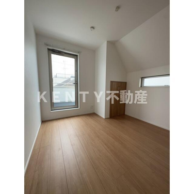 【居間・リビング】 | Ｋｏｌｅｔ千鳥町 | こちらのリビングで趣味の時間をお楽しみください