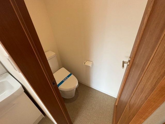 Bureau Yokoyamaのトイレ