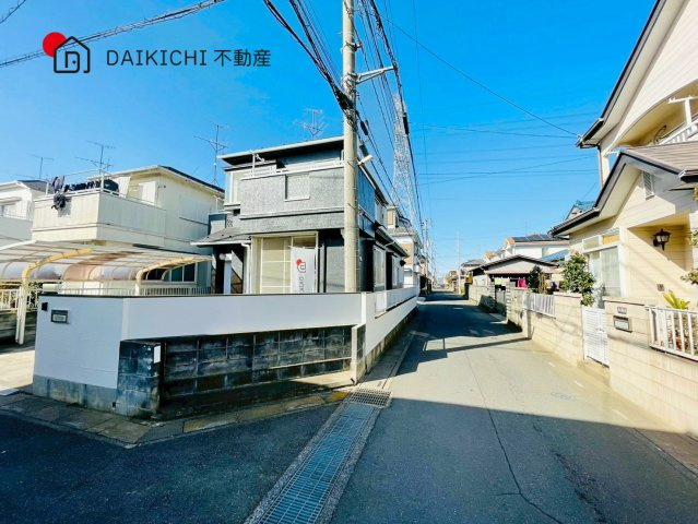 【前面道路含む現地写真】 | 鴻巣市箕田　中古戸建