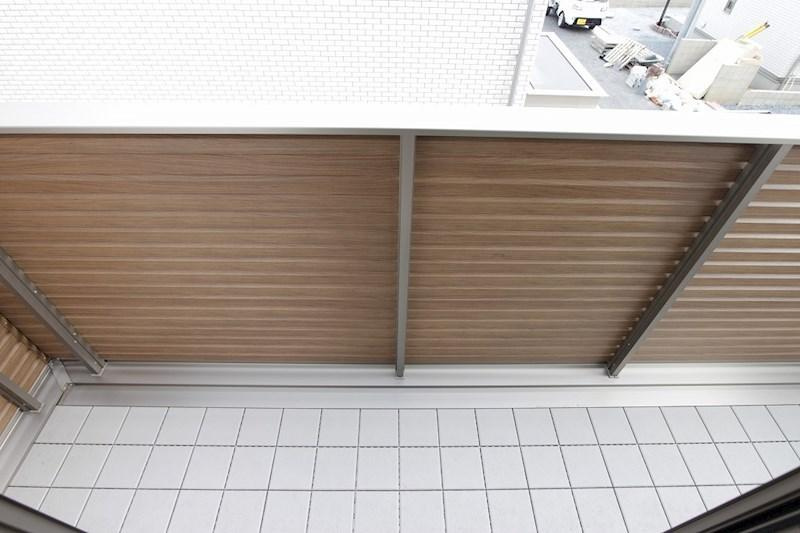 Ｎガーデン　Ｅ棟のバルコニー|お洗濯にも便利なバルコニー付き