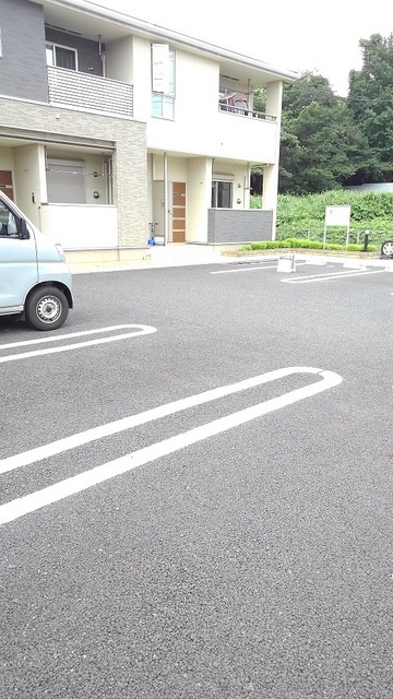パークサイドグレイスの駐車場|駐車スペースもあります