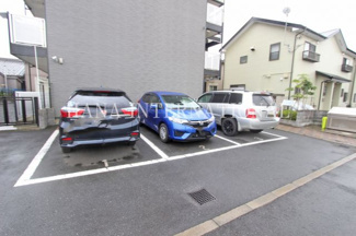 【駐車場】