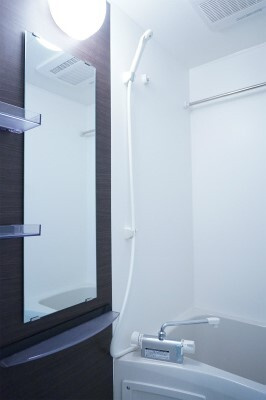 リブリ・キャメリア 桂の浴室|コンパクトなキッチンで掃除もラクラク