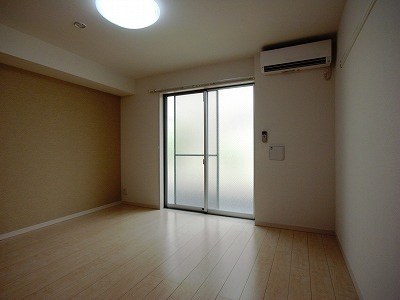 リブリ・幕張グランドリーフの洋室