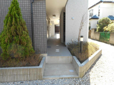 リブリ・幕張グランドリーフのエントランス|清潔なエントランスです