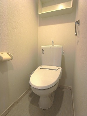 リブリ・幕張グランドリーフのトイレ|コンパクトで使いやすいトイレです