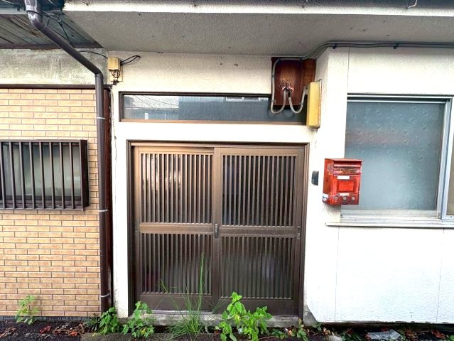 常磐町賃貸住宅のエントランス