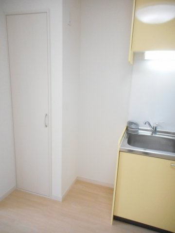 アプレシアール砂田のその他|冷蔵庫置場