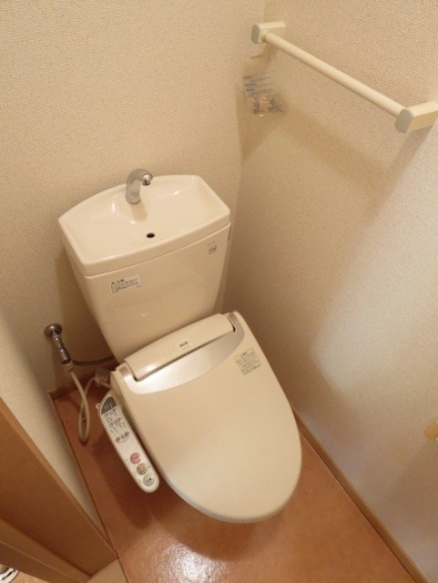 ソレジオ幸子二番館のトイレ