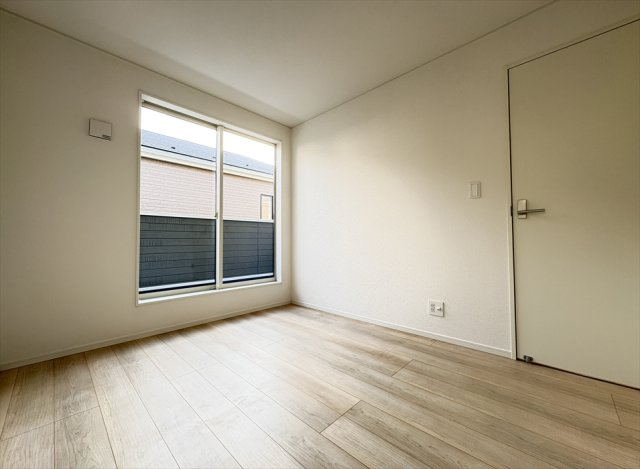 【洋室】 | 新座市畑中2丁目　新築一戸建住宅　全3棟　(丸井志木店) | 室内（2025年11月）撮影