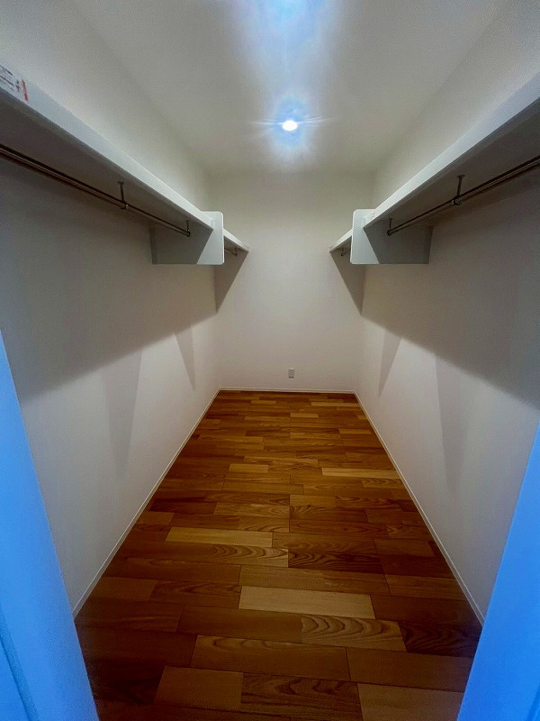 東福原8丁目C号地の収納|収納力ばっちりな、
ウォークインクローゼットになります〇