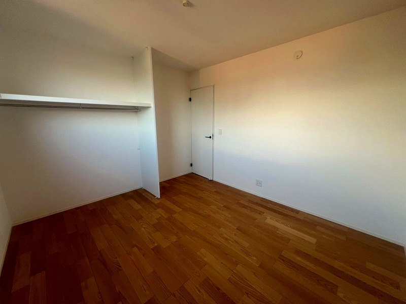 東福原8丁目C号地の洋室|洋室約7帖となっております。
