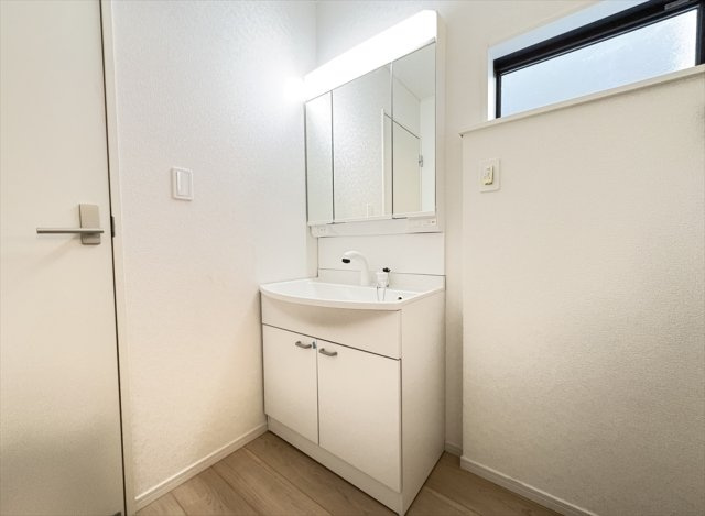 【独立洗面台】 | 新座市畑中2丁目　新築一戸建住宅　全3棟　(丸井志木店) | 室内（2025年11月）撮影