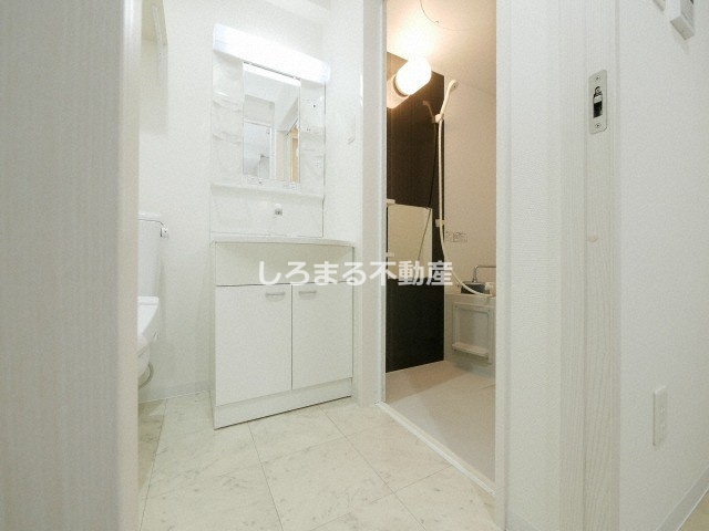 JINO新町の洗面所