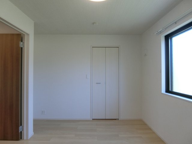 アルヴィータＢの洋室