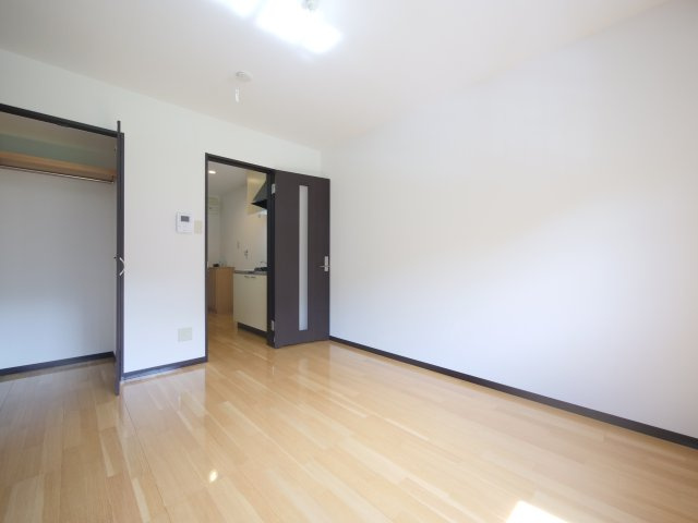 コーポ東山の洋室|※写真は別の部屋のものです。