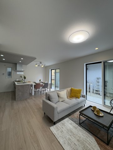 【区画図】 | 小田原線「渋沢駅」まで徒歩10分と通勤・通学に便利な立地♪♪
カースペース並列2台あり、お車使用する方にもおすすめです！