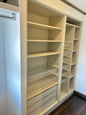 大和西1丁目　中古戸建の収納|２階の大型クローゼット
