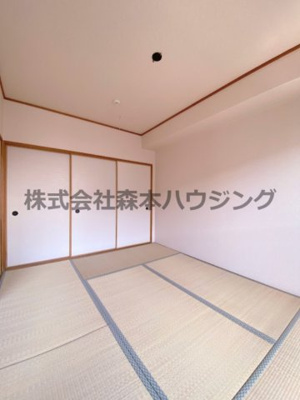 【寝室】 | 　クレセントOSⅡ | 落ち着いて過ごせるお部屋なので、寝室にいかがでしょうか