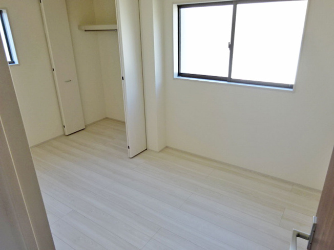 【洋室】 | 裾野市石脇 新築建売分譲住宅 建物＋土地 TW05854 | 裾野市石脇2号棟　洋室6.5帖 ※令和8年1月29日撮影写真