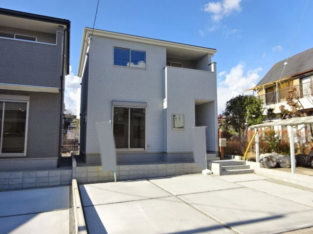 【駐車場】 | 裾野市石脇 新築建売分譲住宅 建物＋土地 TW05854 | 裾野市石脇2号棟　駐車スペース ※令和8年1月29日撮影写真