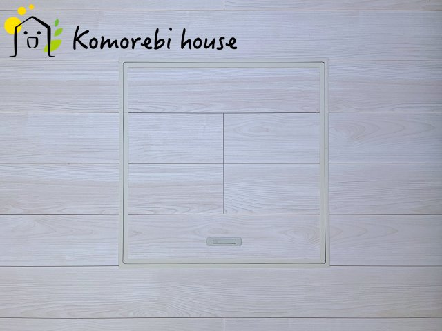 桶川市坂田971番　新築一戸建て　ハートフルタウン　Aの内装|防災グッズや非常用の水を保管するのに最適な床下収納。見えない場所にしっかり収納できて、生活感を隠しつつ備えが可能。