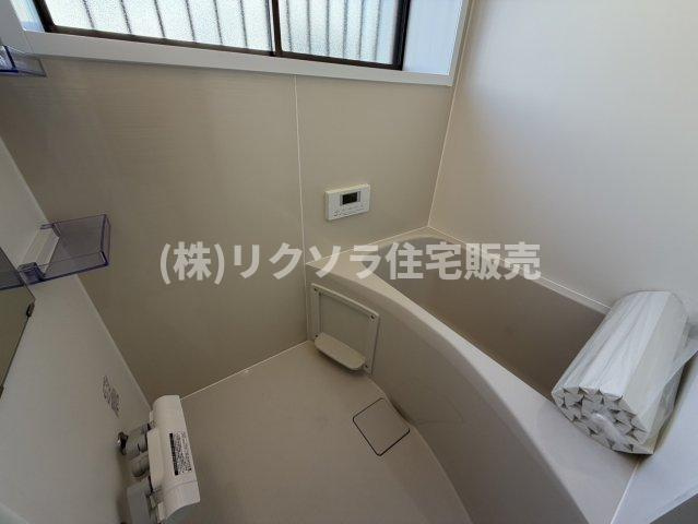 岸和田3丁目　中古一戸建ての浴室|■物件内覧・資金計画相談・住宅ローン相談、リフォーム相談、お問合せ受付中■
※当日・翌日のご内覧、ご相談はお電話でのお問合せがスムーズです！