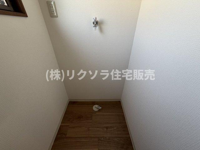 岸和田3丁目　中古一戸建てのランドリースペース|ドラム式も設置可能
■物件内覧・資金計画相談・住宅ローン相談、リフォーム相談、お問合せ受付中■
※当日・翌日のご内覧、ご相談はお電話でのお問合せがスムーズです！
