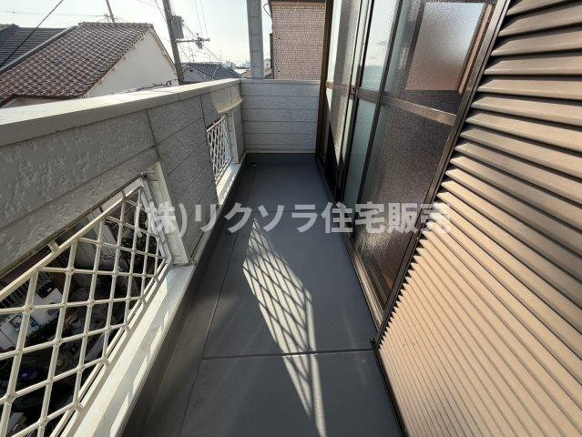 岸和田3丁目　中古一戸建てのバルコニー|■物件内覧・資金計画相談・住宅ローン相談、リフォーム相談、お問合せ受付中■
※当日・翌日のご内覧、ご相談はお電話でのお問合せがスムーズです！