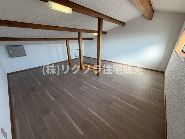 岸和田3丁目　中古一戸建ての収納|屋根裏収納
■物件内覧・資金計画相談・住宅ローン相談、リフォーム相談、お問合せ受付中■
※当日・翌日のご内覧、ご相談はお電話でのお問合せがスムーズです！