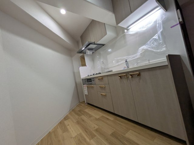 【キッチン】 | エバーグリーン淀川2号棟 | ３口ガスコンログリル付き