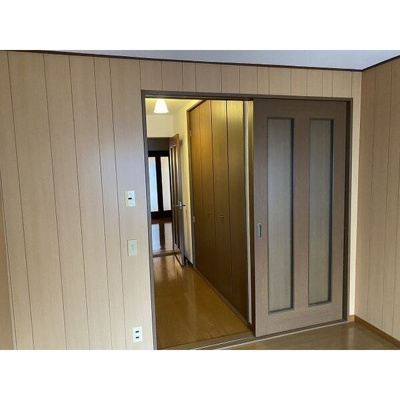 【寝室】 | 東中浜９丁目7-9貸家