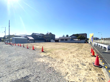 38坪×自由設計×交通利便◎の前面道路含む現地写真|■全区画、南向きで日当たり良好♪♪