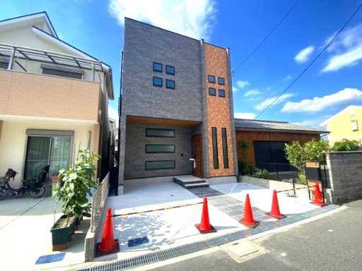 【建築条件付き土地】グラッド・タウン谷川の前面道路含む現地写真|
