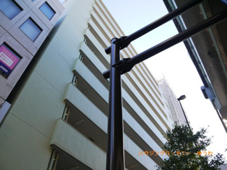 【外観】 | 最寄駅より徒歩１分の好立地。SRC造の重厚感ある建物です。